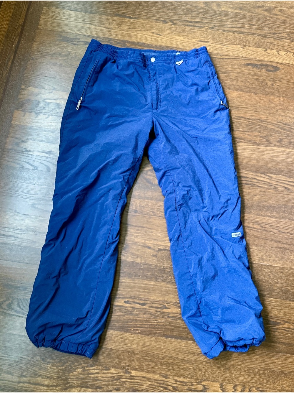 FERA Skiwear Navy Insulated Men’s Ski Pants Size 40 L/XL Zip Pockets Gorpcore